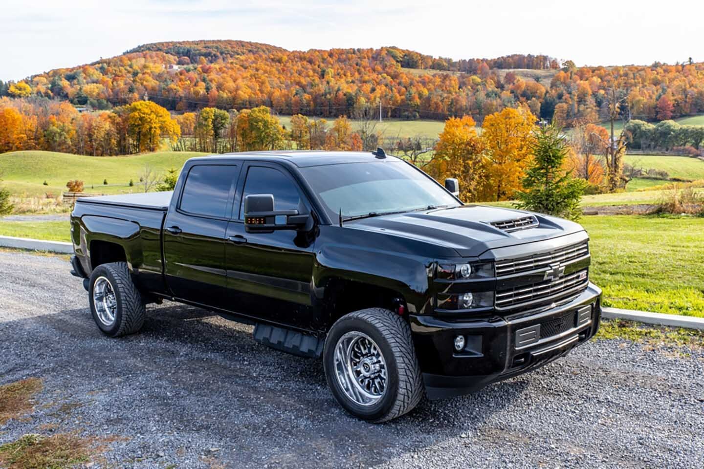 black-ford-truck-parked.jpg