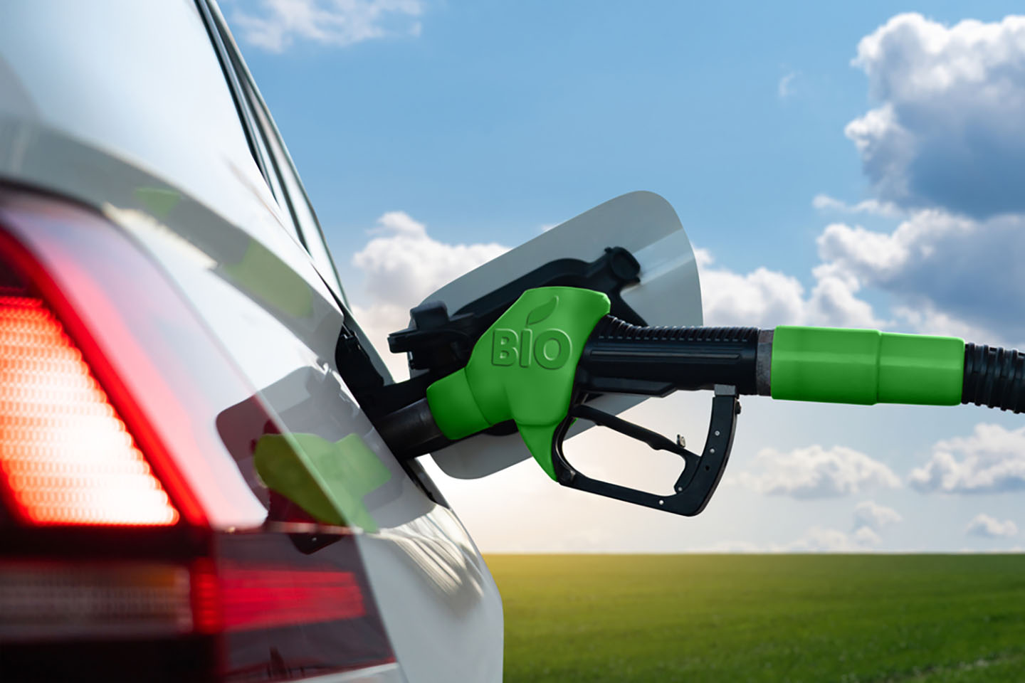refueling car biofuel